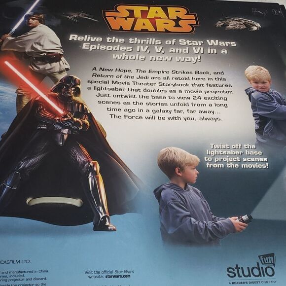 Star Wars Collectable Storybook &Lightsaver Projector - Picture 6 of 6